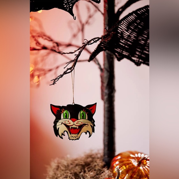 Pair Of Anthropologie Enamelware Spooky Halloween Black Cat Ornament NWT - Picture 5 of 7
